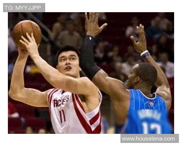 姚明鼓励年轻球员勇于尝试和犯错以实现自我成长与突破