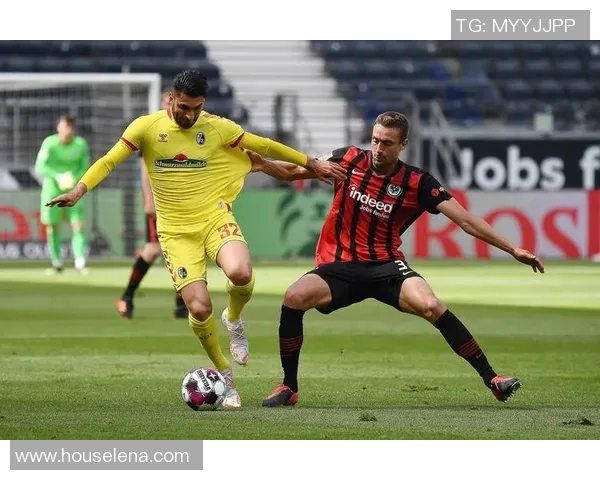 弗赖堡主场大胜法兰克福，助力球队升至联赛前列