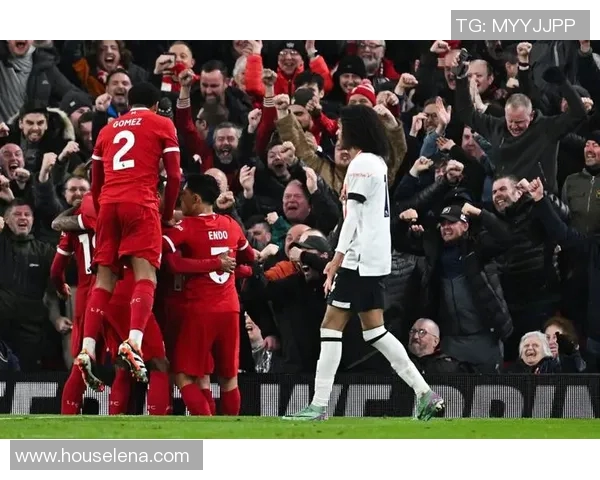 英超榜首之争:曼城反超利物浦,领跑积分榜 英超榜首之争:曼城反超利物浦,领跑积分榜